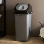 Контейнер для мусора с плавающей кр. "Слим" 35л черный-серебро