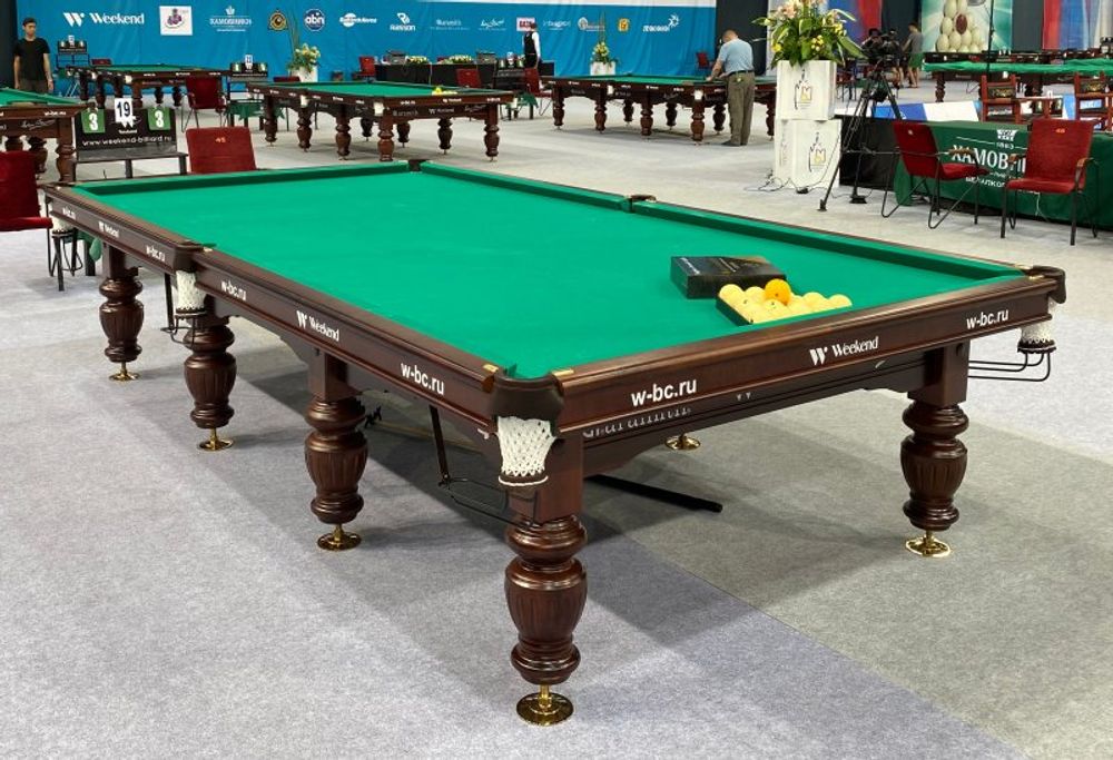 Бильярдный стол для русской пирамиды "Онега" (12 футов, сланец 45мм, орех пекан)