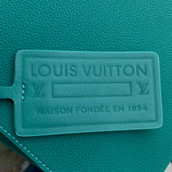 Louis Vuitton Takeoff Messenger