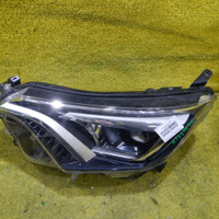 Фара левая Toyota Rav 4 CA40 (2015-2019) LED