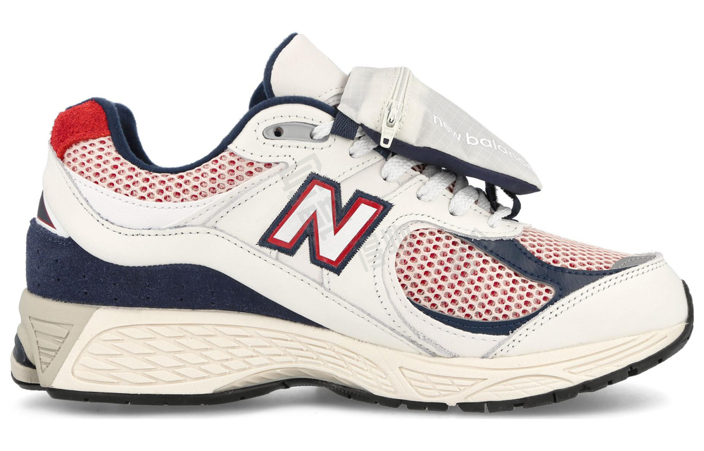 Кроссовки New Balance Nb 2002R Team Red Navy Pouch