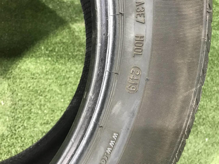 Шина Комплект шин Continental Cross Contact LX Sport 235/55 R19 101H