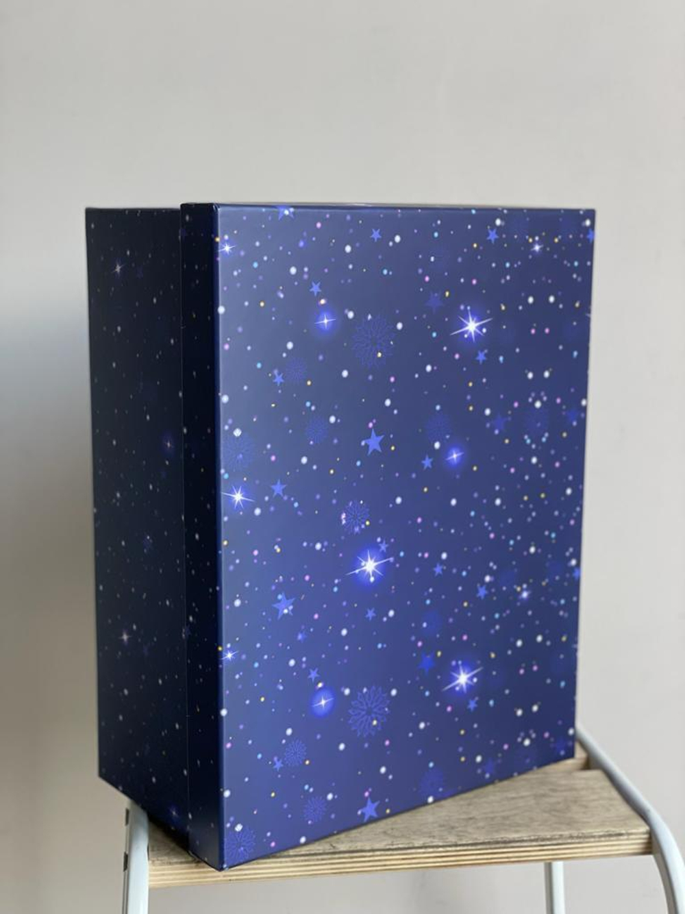 Подарочная коробка "Ночное небо" 10, 36х28х16