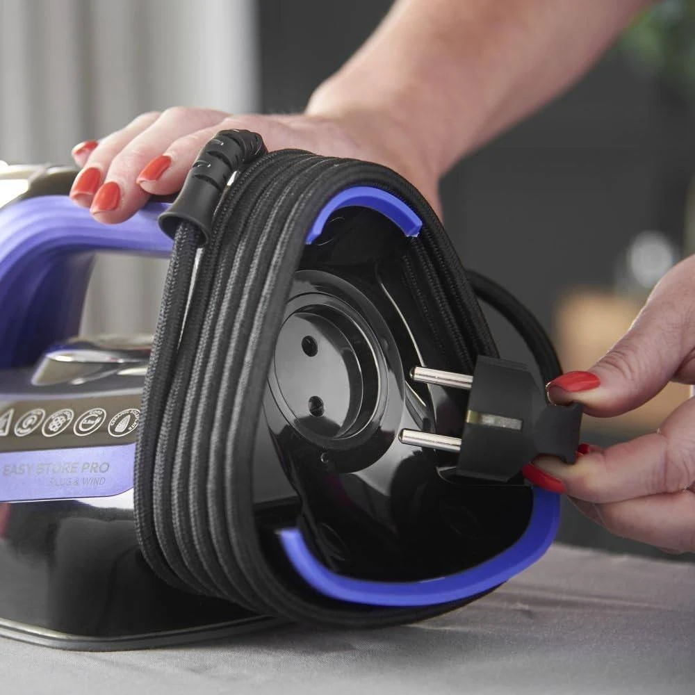 Утюг Russell Hobbs 26731-56 фиолетовый/черный