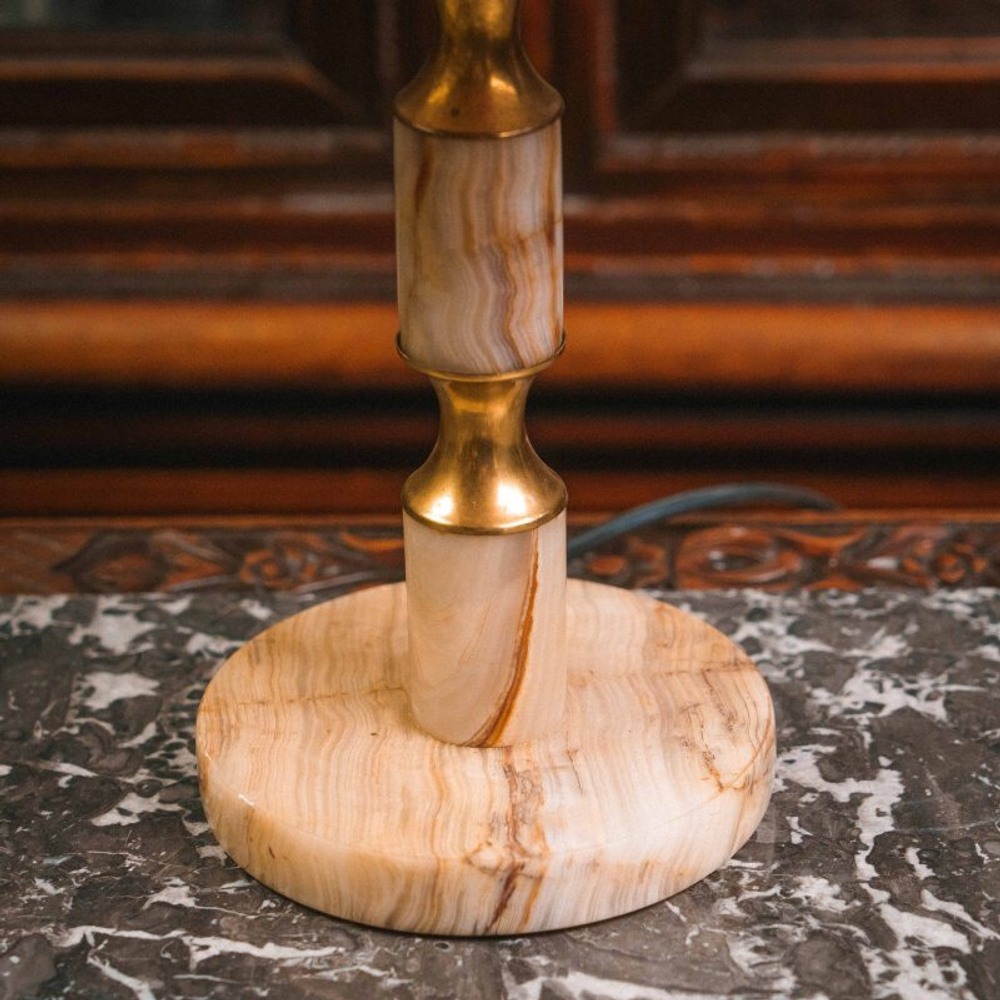 Настольная лампа из мрамора и латуни