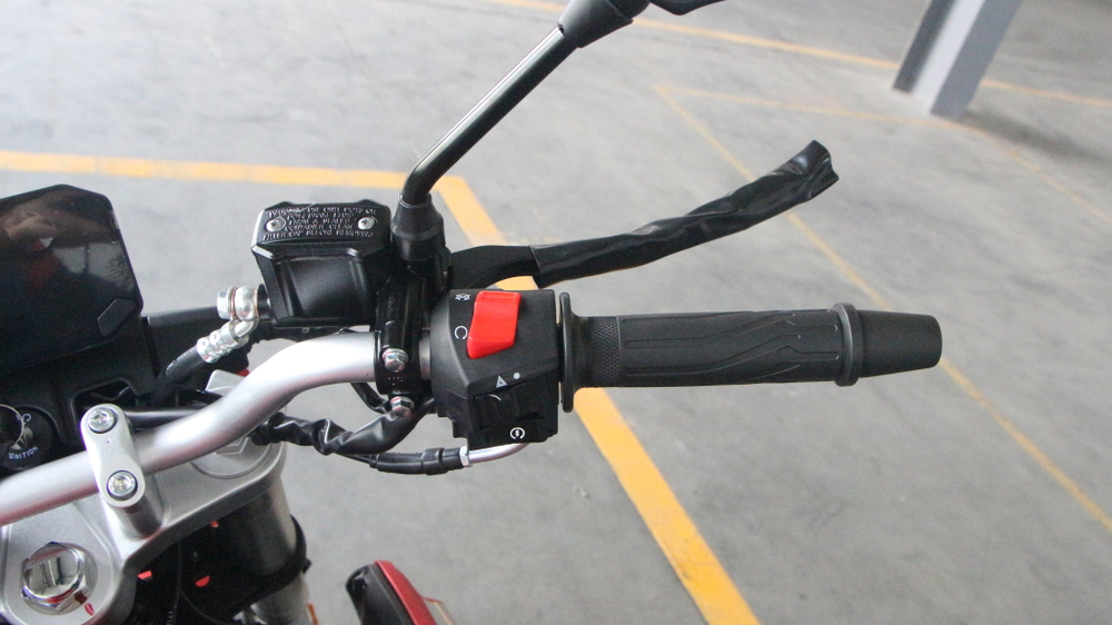 Мотоцикл Loncin CR4 II