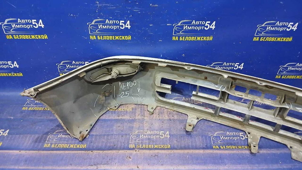 Бампер передний TOYOTA SPRINTER 1991