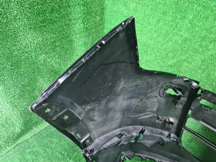 Бампер передний Toyota Land Cruiser 300 (2021-н.в.)