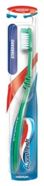 Зубная щётка Aquafresh Medium
