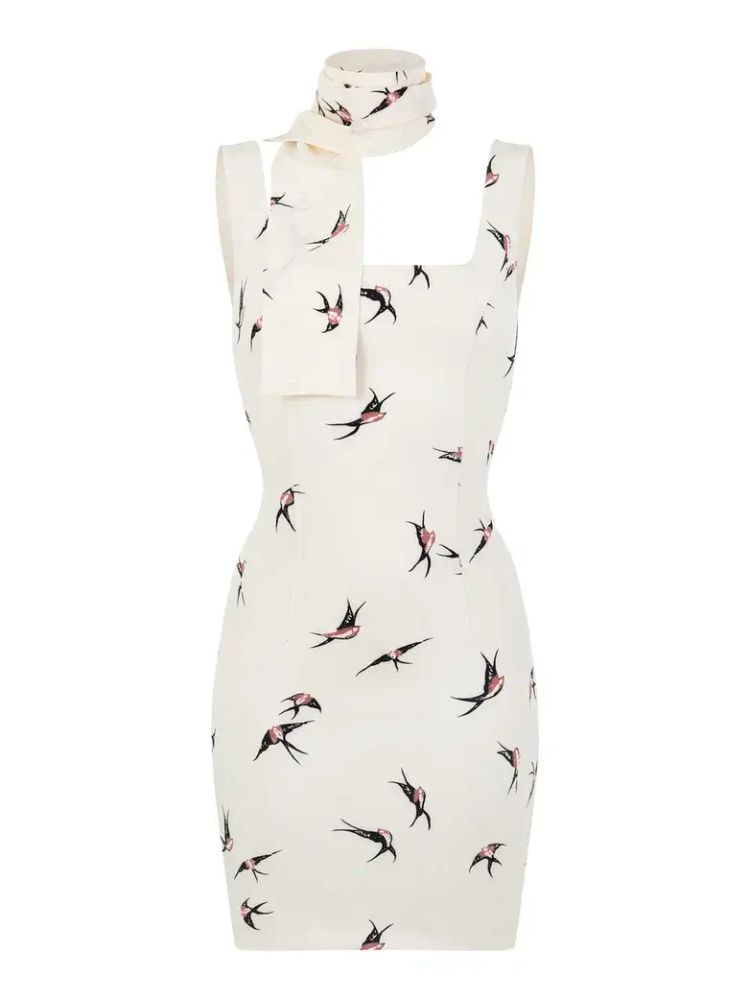 Жакет приталенный с плечиками