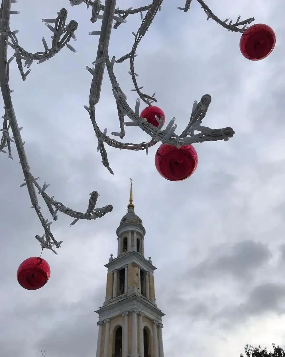 Светодиодное Дерево