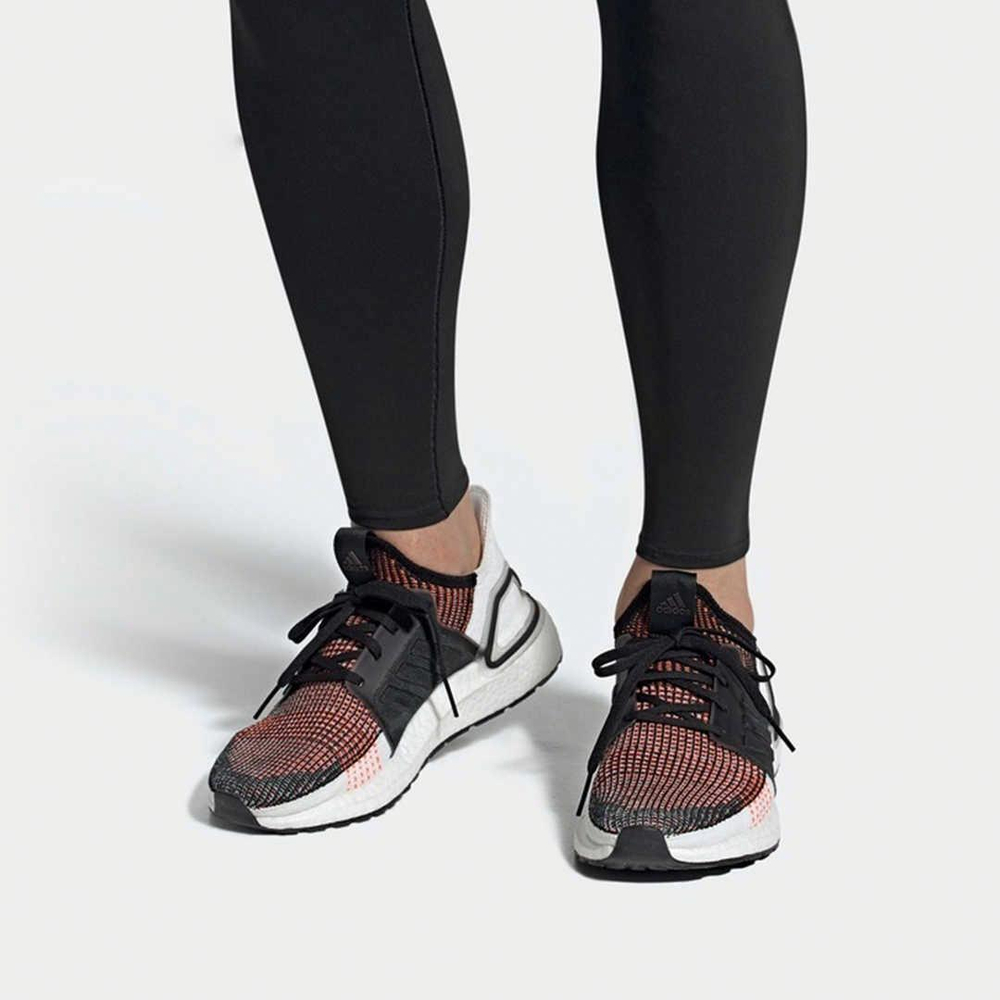 Кроссовки Adidas Ultraboost 19