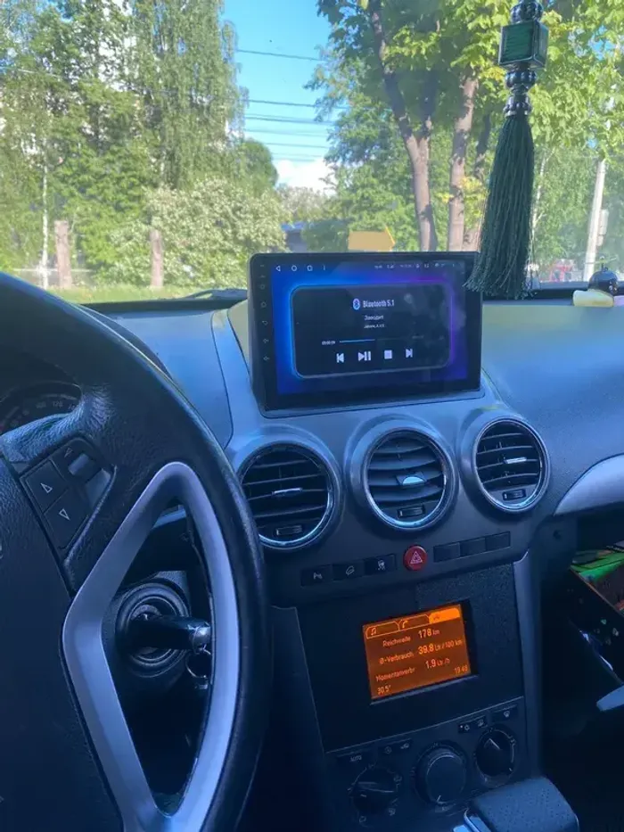 Магнитола для Opel Antara 2006-2015 (перенос БК вниз, серая) - Teyes CC3L на Android 10, CarPlay, 4G SIM-слот