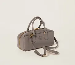 Кожаная сумка Miu Miu Arcadie Серый