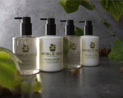 Noble Isle Golden Harvest - увлажняющий гель для тела /  dla kobiet 250  ml  / GTIN 5060287570714
