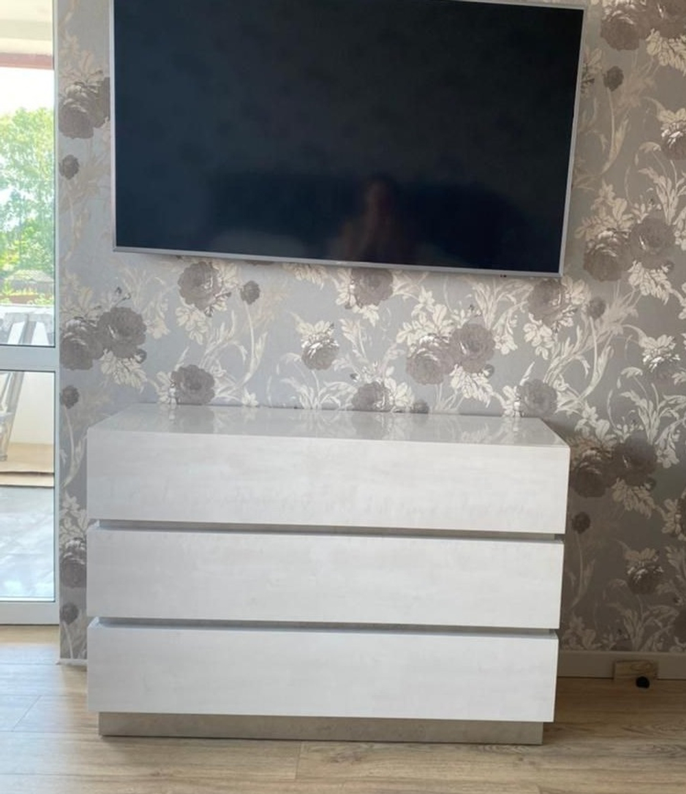 Комод DUPEN C-151 бежевый