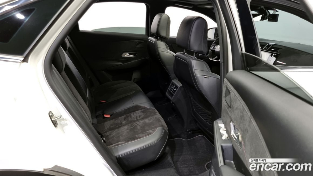 Citroen/DS DS7 DS7 Crossback 2.0 BlueHDi 소 Chic (12.2019)