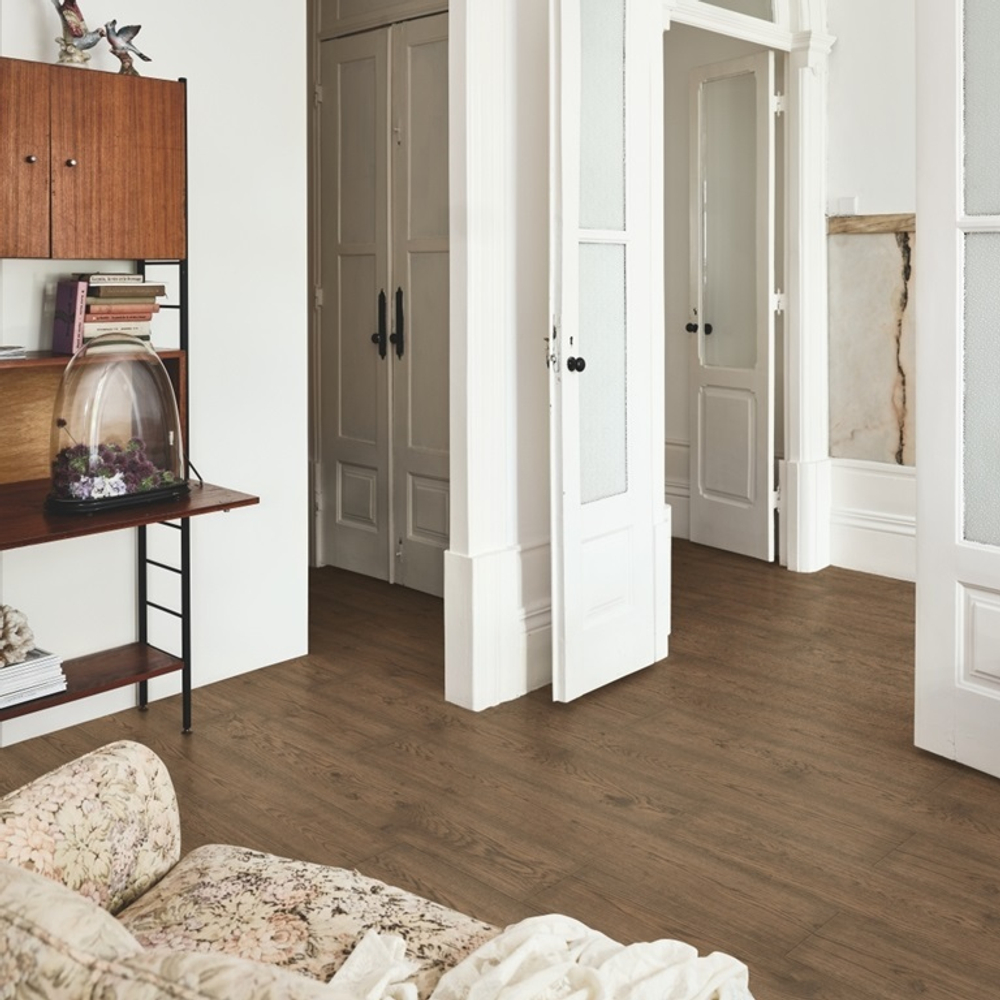 Ламинат Pergo Uppsala pro 8 мм L1249-05243 ДУБ ВЕКОВОЙ КОРИЧНЕВЫЙ 1.596 м2