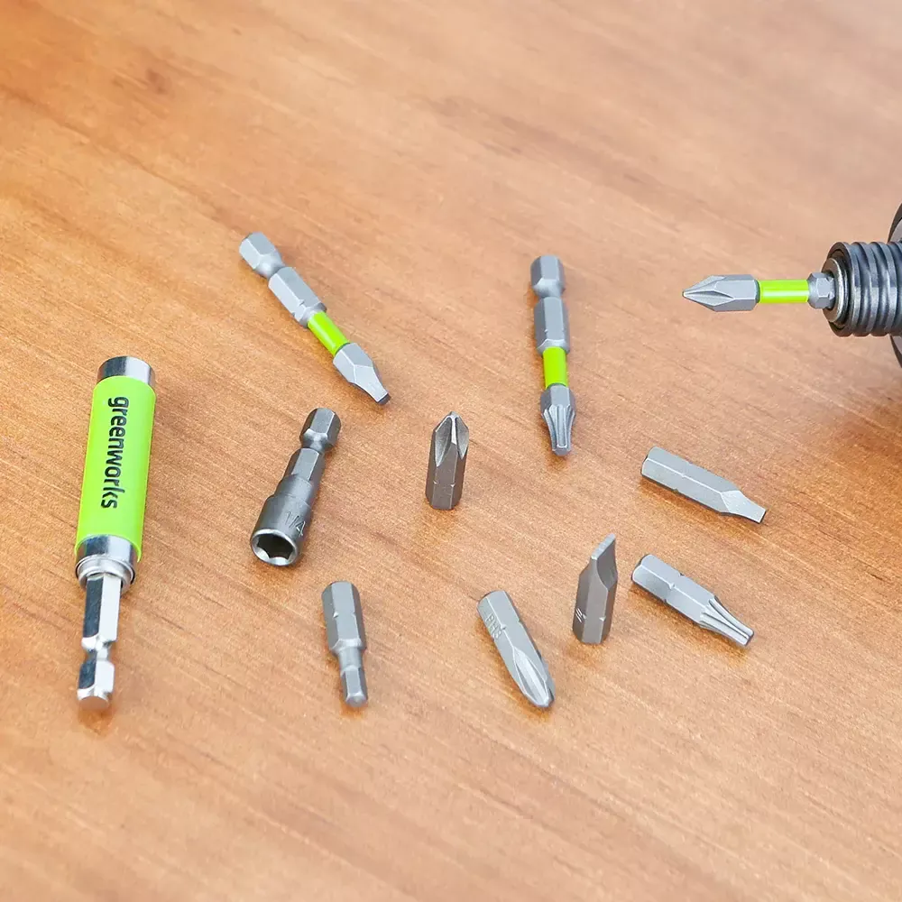 Набор бит, торцевых головок и адаптеров в кейсе Greenworks Арт. 2944207, 40 шт.