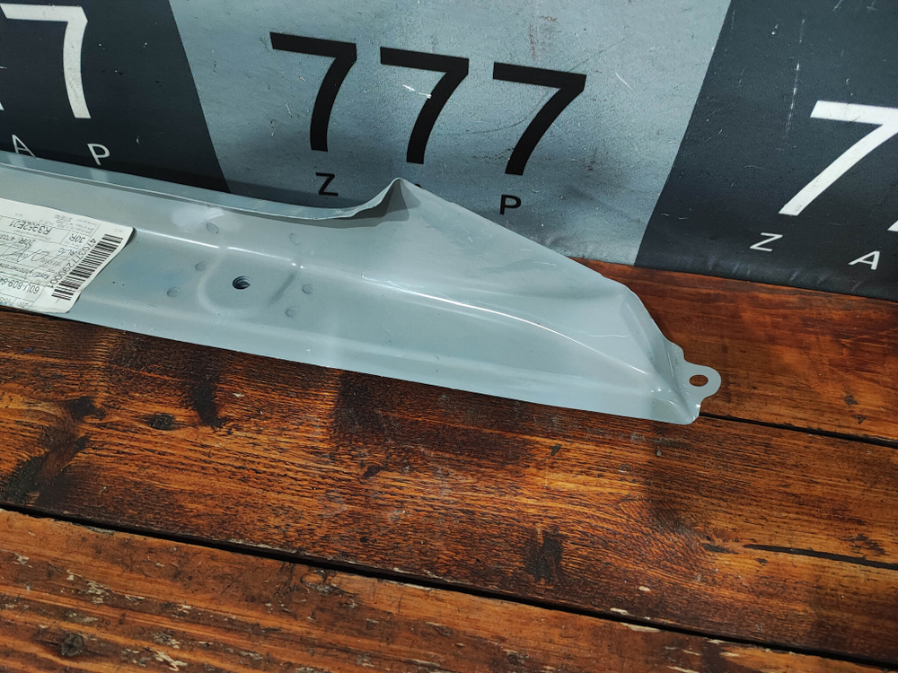 Водосток заднего крыла Polo 6, Rapid 2 Новый Оригинал 60U809642A