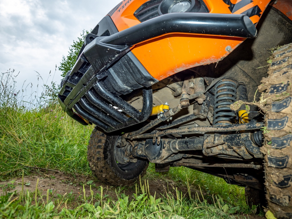 Бампер передний силовой/защита штатного бампера УАЗ Патриот 2015+ с квадратом под фаркоп и защитой рулевых тяг стандарт РИФ