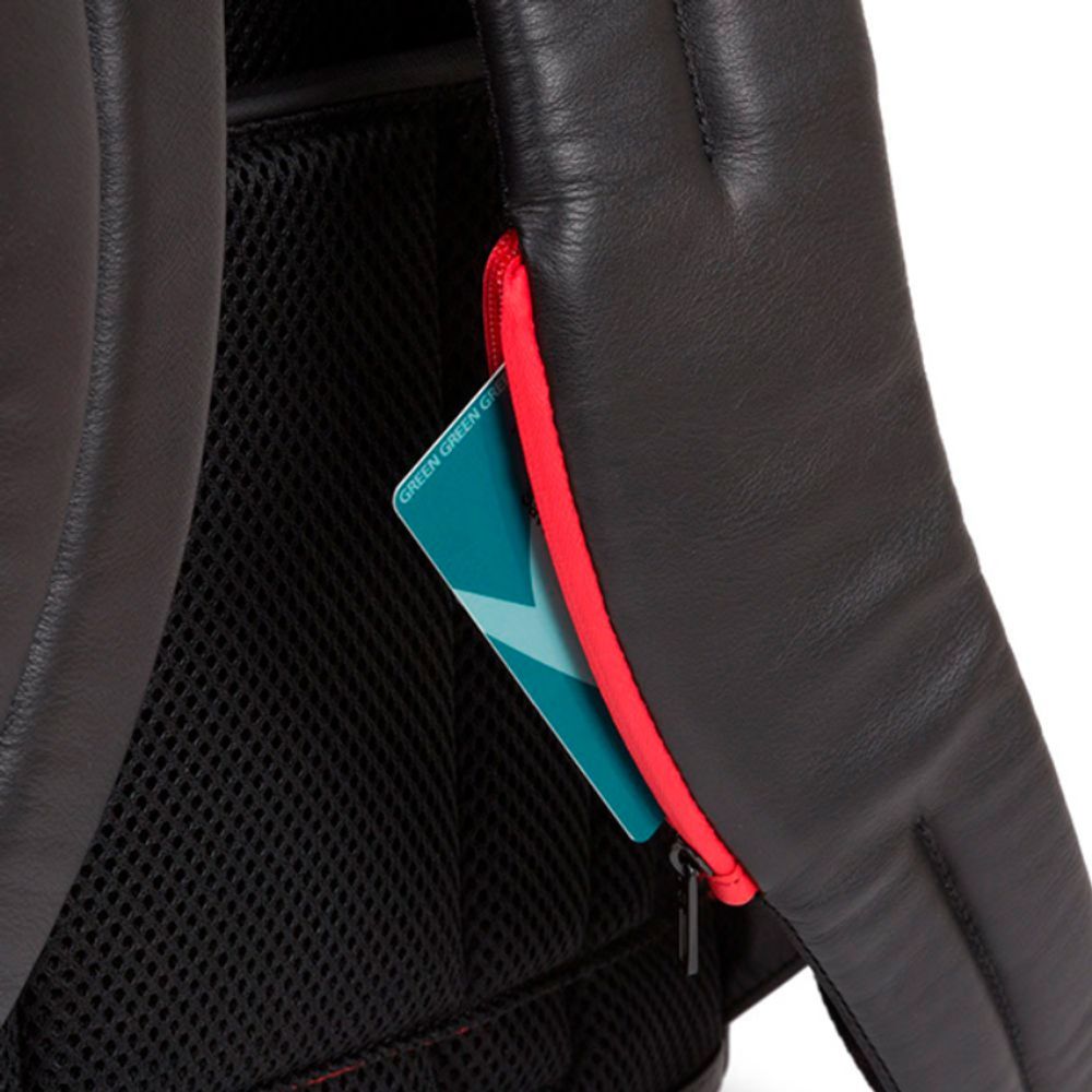 Рюкзак мужской Piquadro Urban из натуральной кожи (CA4818UB00/GRN) 3