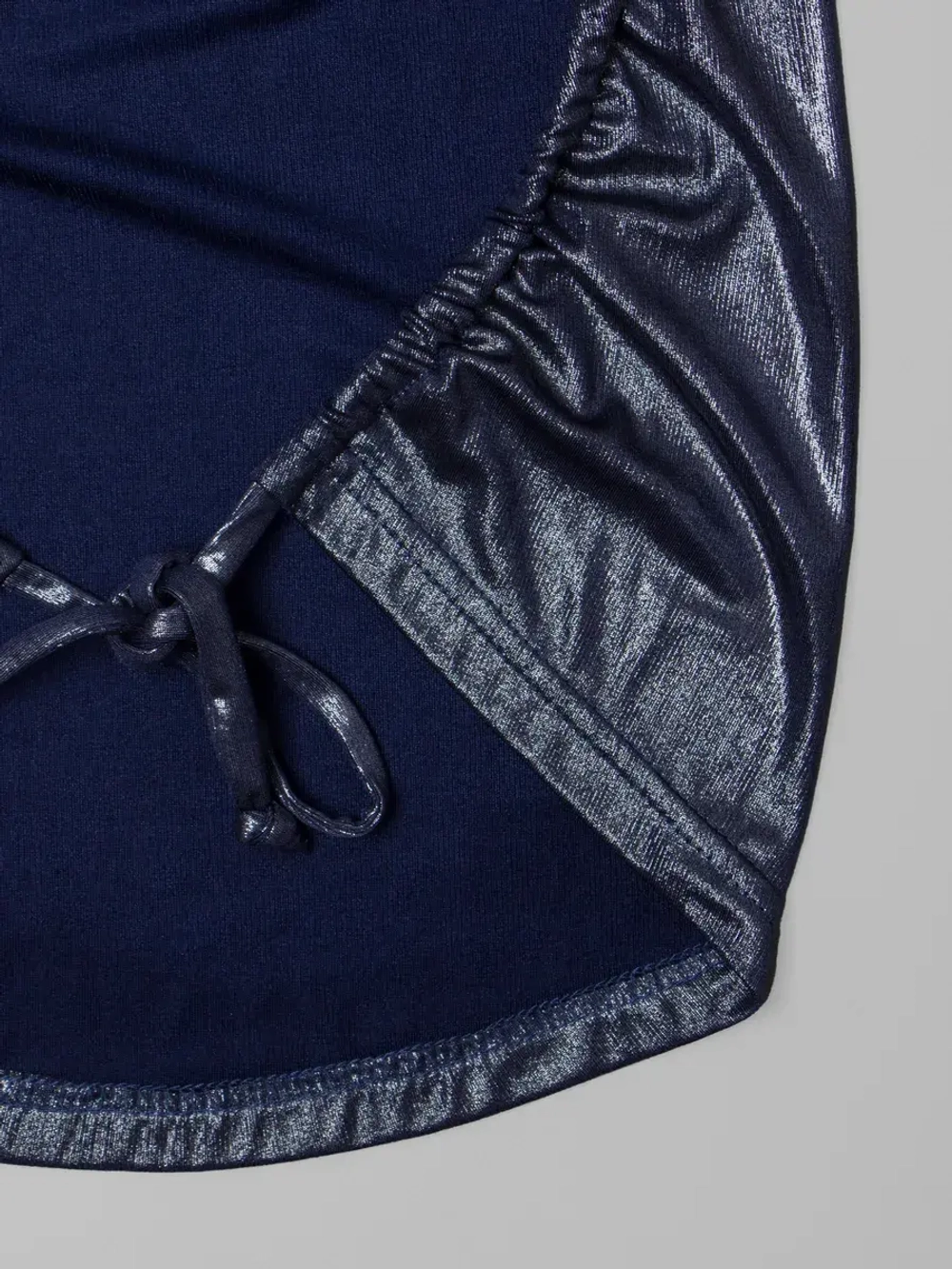 Летний топ для девочки на завязках