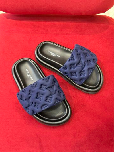 Louis Vuitton Pool Pillow Flat Comfort Mule