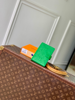 Louis Vuitton Small Ring Agenda