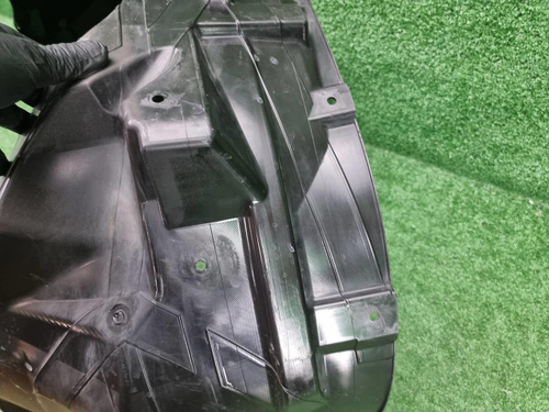 Подкрылок передний правый Suzuki Vitara 2 (14-24)