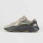 кроссовки Adidas Yeezy Boost 700 v2 Tephra