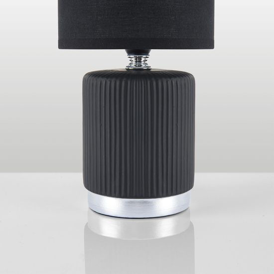 8179/1T COUNTY LN25 000 черный, керамика/текстиль Настольная лампа E14 1*40W 220V KAISA