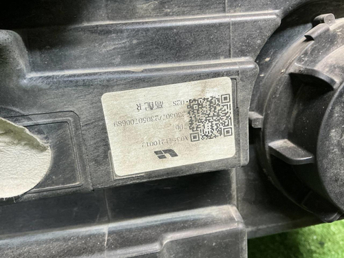 Фара правая Lixiang L7 (2023-н.в.) LED