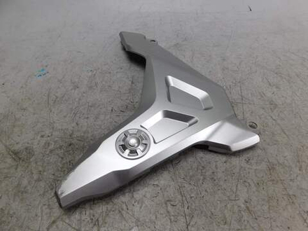 Пластик боковой левый Honda NC750X RH09 83631-MKW-D0