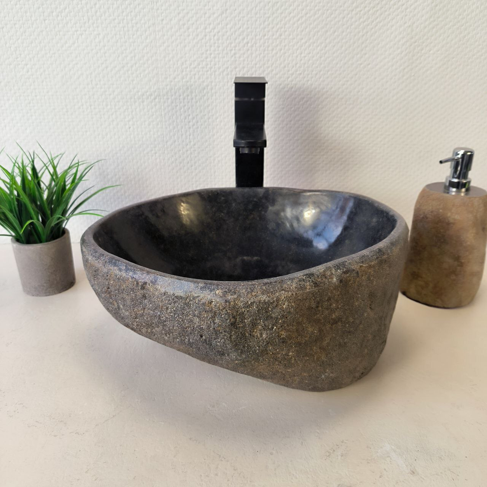 Раковина из речного камня RS-66031 37х33х15 из натурального камня