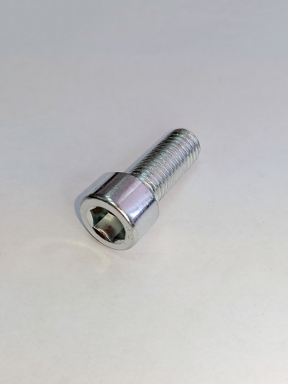 12х30 ОЦ. Винт П/Р с внут.шестигр. к.п.8.8 DIN912 (40 шт)