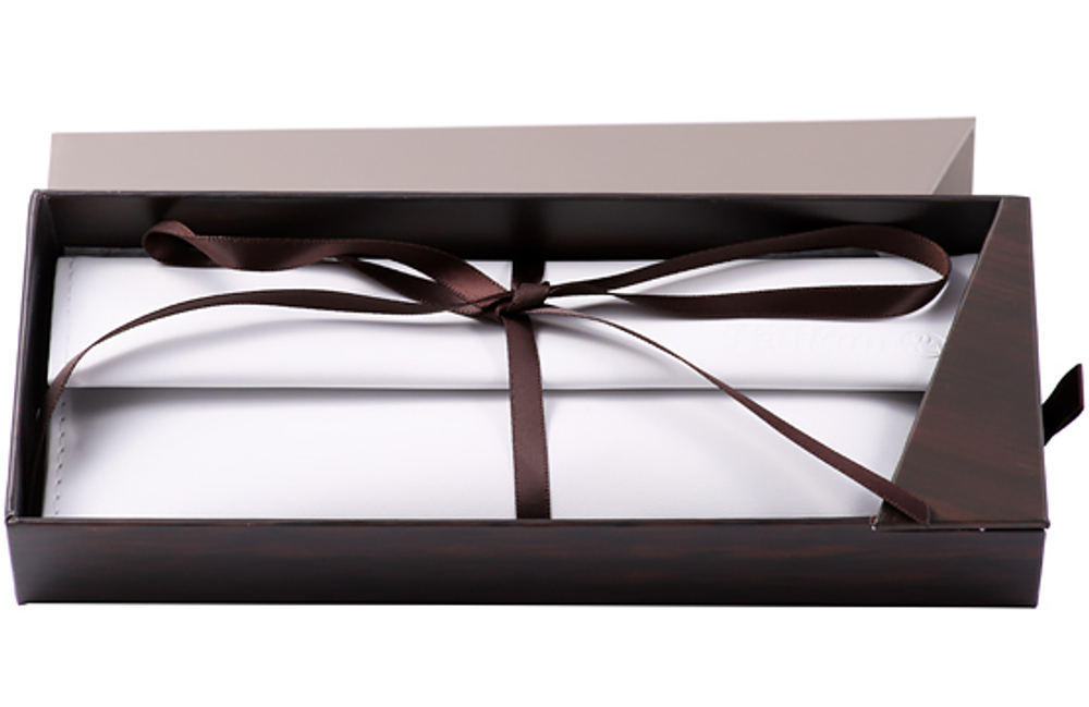 Pelikan Elegance Pura - Silver, шариковая ручка, M