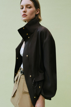 ZARA КУРТКА С ВОРОТНИКОМ-СТОЙКОЙ И РЕГУЛИРУЕМОЙ ТАЛИЕЙ, КОРИЧНЕВЫЙ