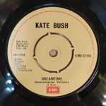 Kate Bush - The Dreaming (Великобритания 1982г.) 7", 45 RPM, Single