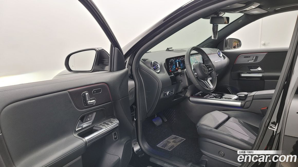 Mercedes-Benz GLA-Class H247 GLA220 (11.2021)