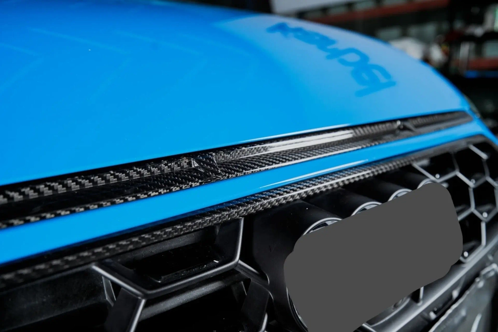 Карбоновая накладка для AUDI S4 & A4 S LINE 2020-2025+ B9.5 Ауди декоративный обвес