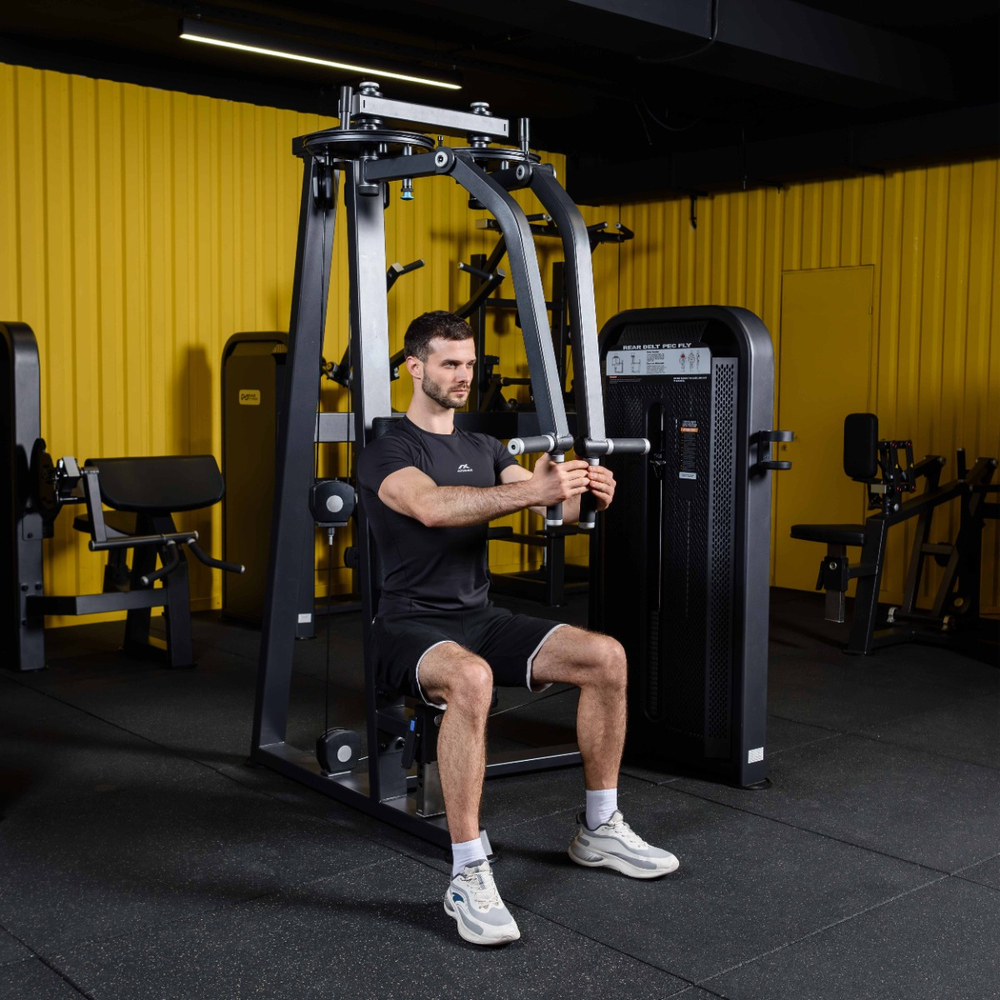 U3007D Баттерфляй - задние дельты. Стек 109 кг