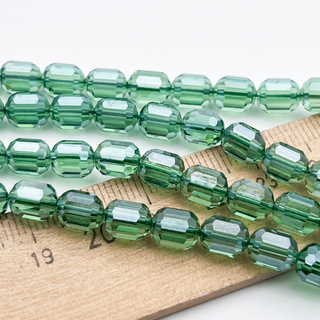 Бусина Бочонок, стекло, цвет зеленый, размер 7,7*6 мм, цена за 12-13 шт (1/4 нити)