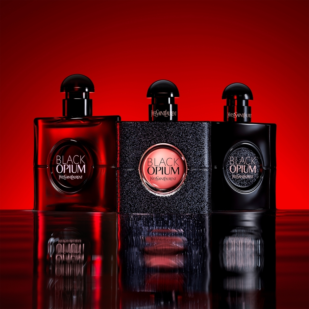 Yves Saint Laurent Black Opium Over Red парфюмерная вода женская