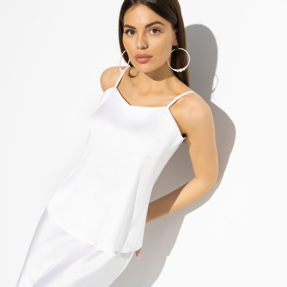 Топ Скрытая тонкость Charutti (Акция)