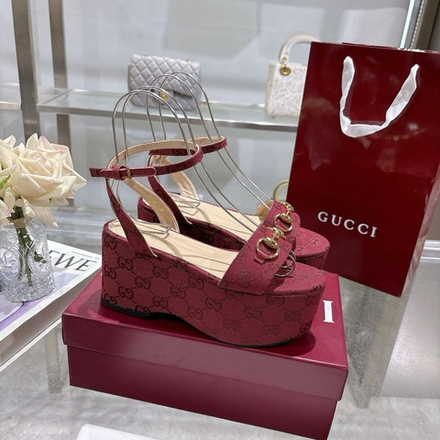 Gucci Horsebit Flatform Sandal