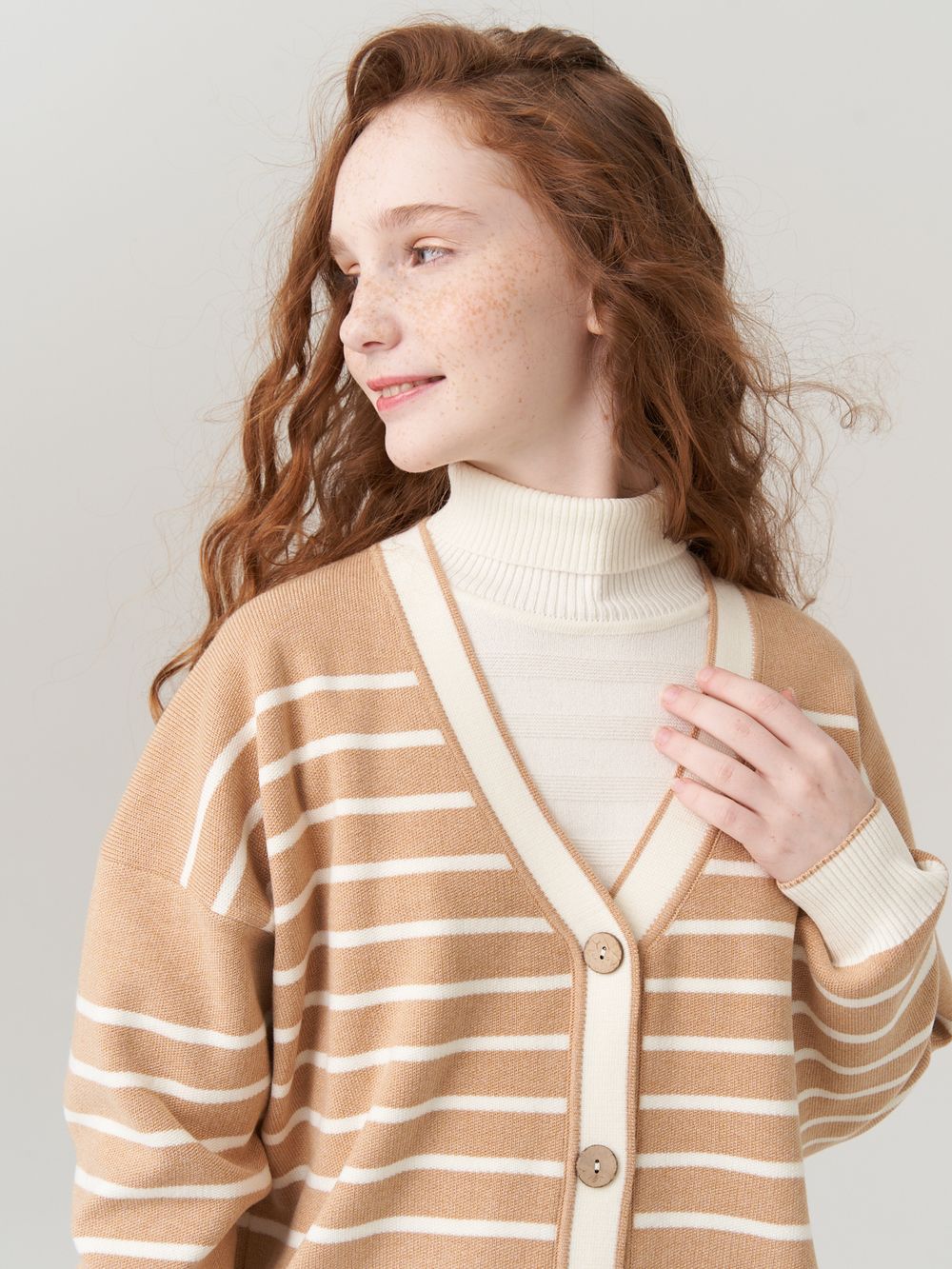 Кардиган для девочки в школу AT1010 сахара