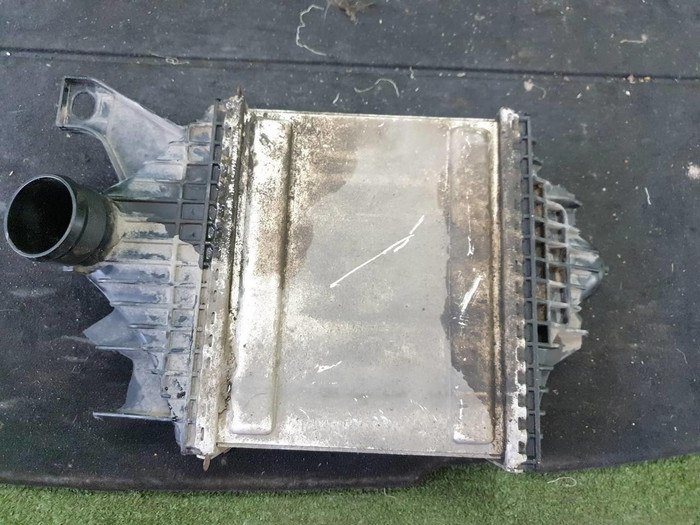 Интеркулер Range Rover Sport 2 (2013-2022)