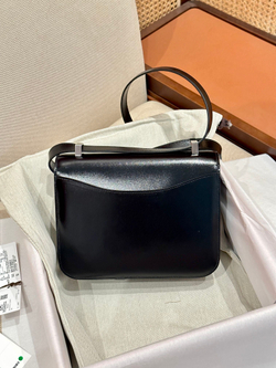 Hermes Constance 24