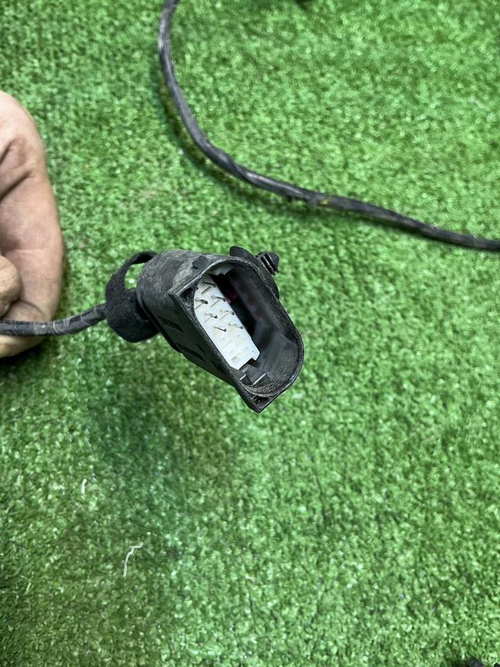 Проводка переднего бампера BMW X3 F25 (2010-2017)